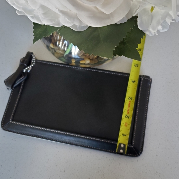 Coach zipper pouch - Picture 3 of 9